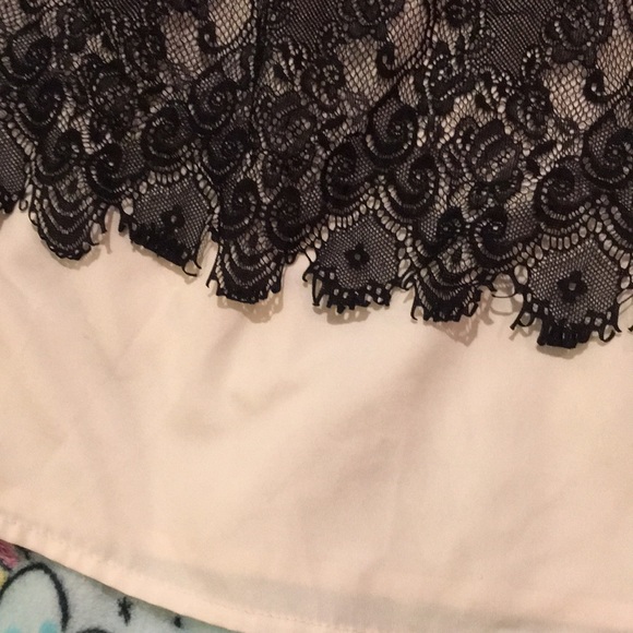 Black & White Lace Dress - Picture 2 of 7